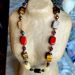 Brand new necklace with Tigers Eye Quartz Onyx & other stones with bead accents